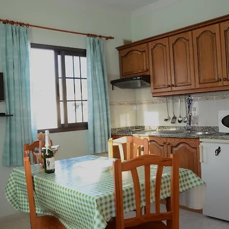 Апартаменты Casa La Ermita Maguez