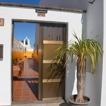 Апартаменты Casa La Ermita *